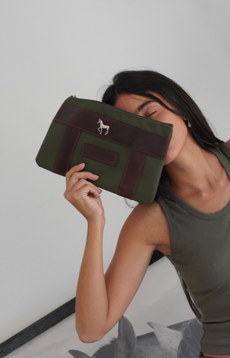 Sobre Cartuchera Mustang - Chocolate / Verde Seco 