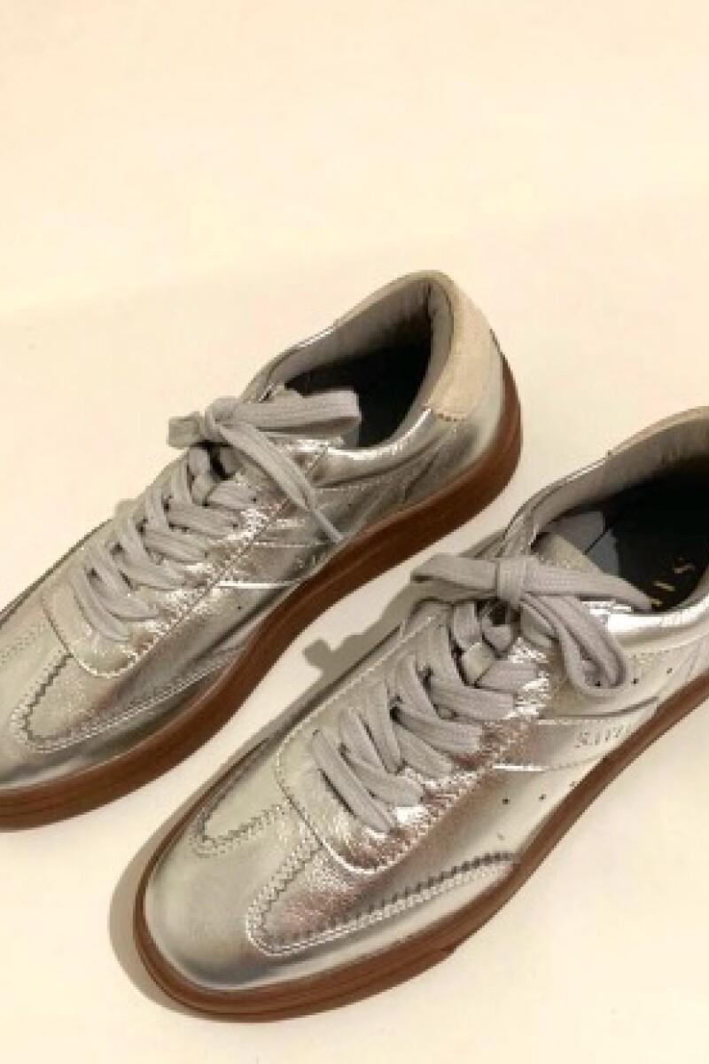 PRE VENTA Zapatilla Sambia Plateado