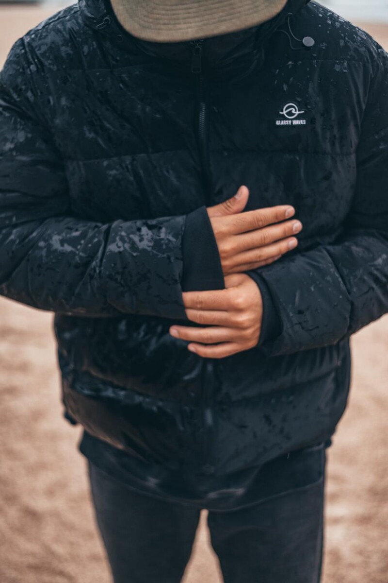 Campera Abrigo Wet / Negra U