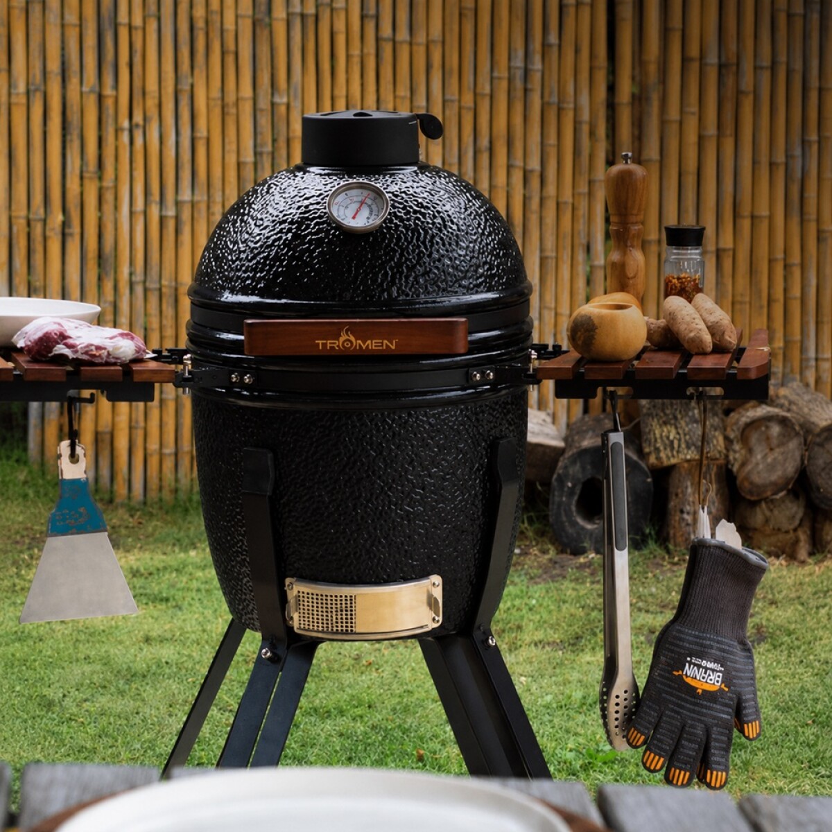 Kamado Tromen Negro 18" 