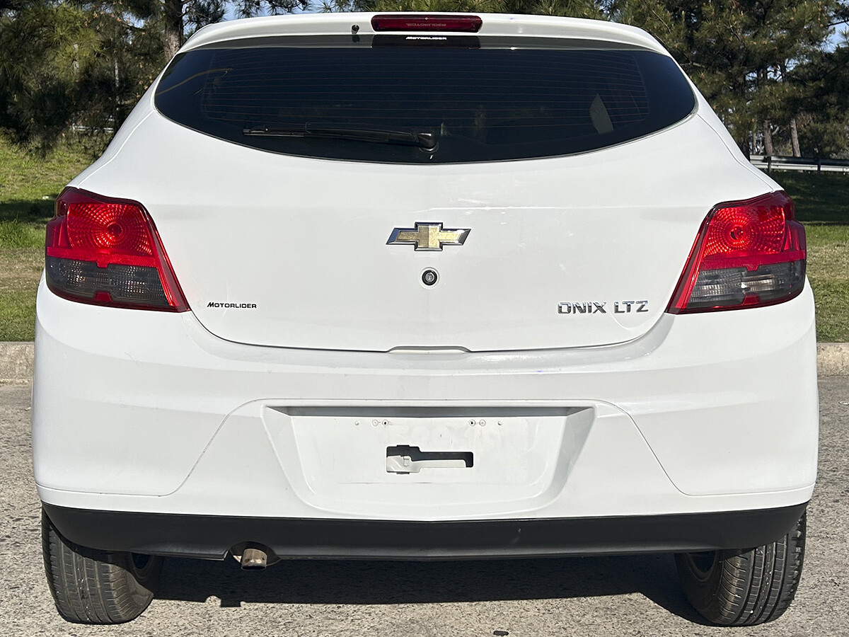 Chevrolet Onix LTZ 1.4 EXCELENTE ESTADO! |Permuta / Financia Chevrolet Onix LTZ 1.4 EXCELENTE ESTADO! |Permuta / Financia