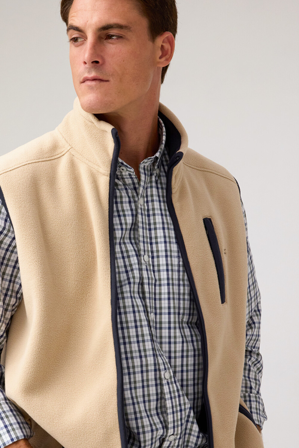 CHALECO POLAR DE ABRIGO Beige