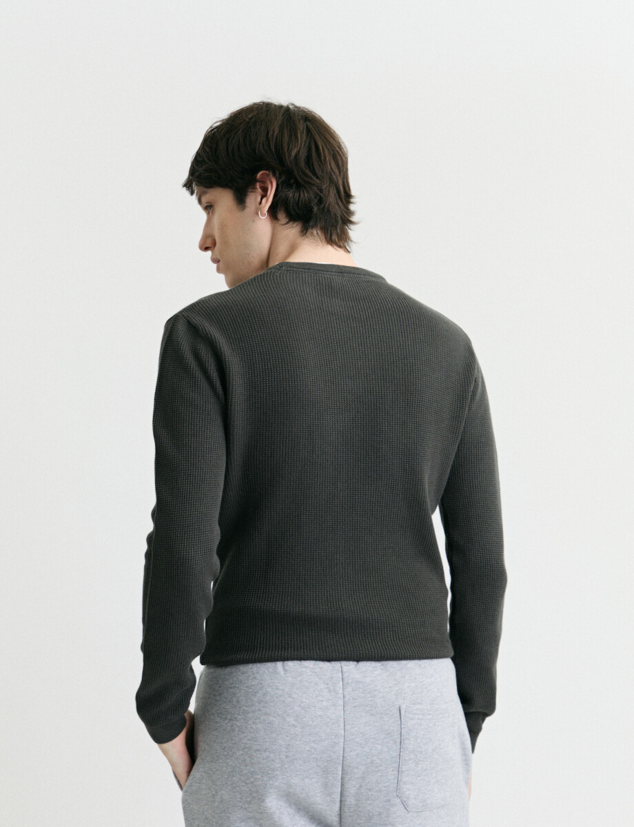 470169 SWEATER FERAUD Gris Oscuro