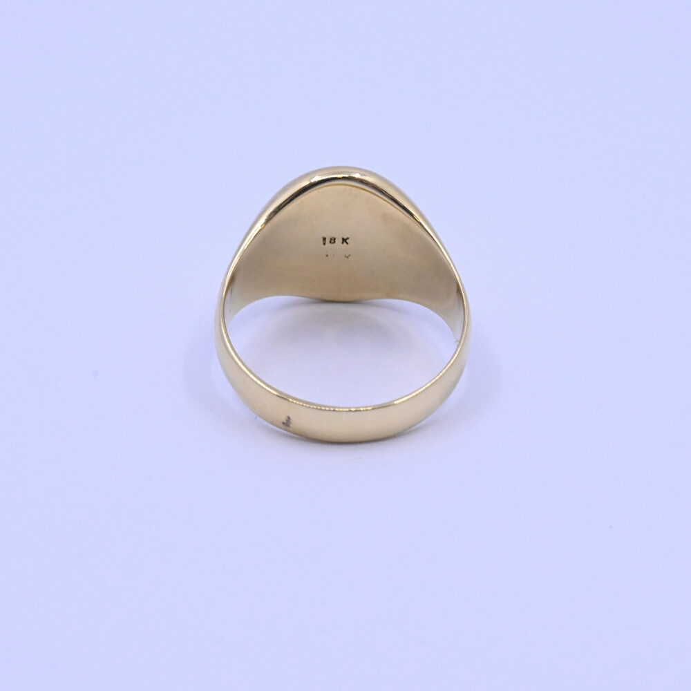Anillo oro 18k macizo sello mesa oval. Anillo oro 18k macizo sello mesa oval.