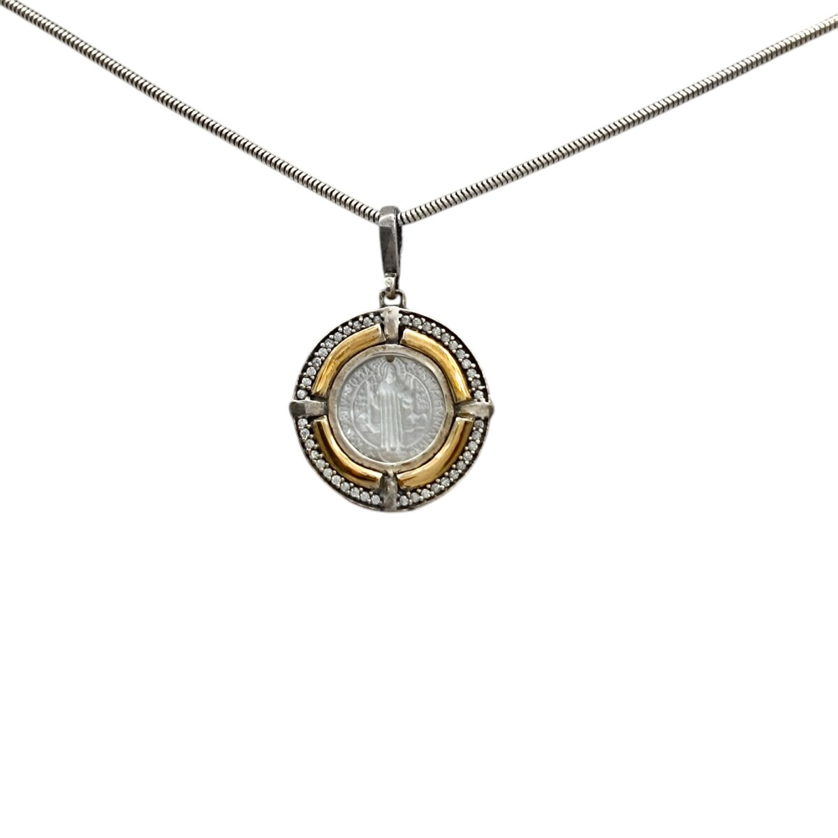 Dije Medalla redonda San Benito Doble imagen-Plata y oro- Nçacar y zirconia - CP5048 - conpiedra 