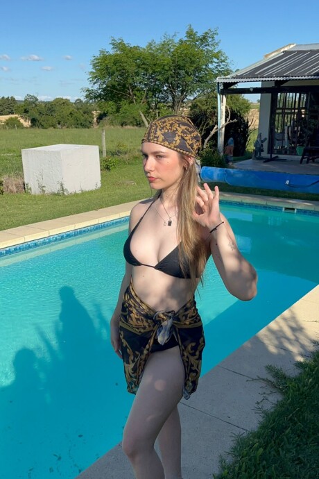 Bikini NIUE + pareo y bandana de regalo! Bikini NIUE + pareo y bandana de regalo!