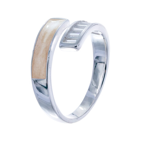 Anillo de plata 925 con circonias y esmalte. Anillo de plata 925 con circonias y esmalte.