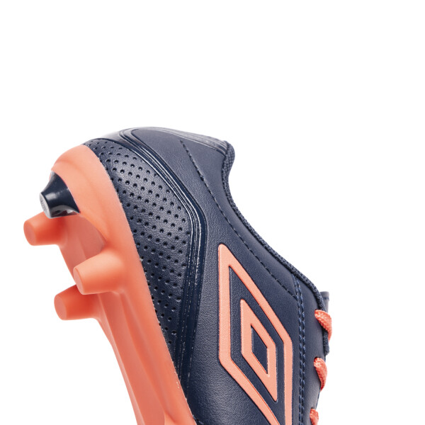 Calzado Classico III HG Jr. Umbro Niños 01c