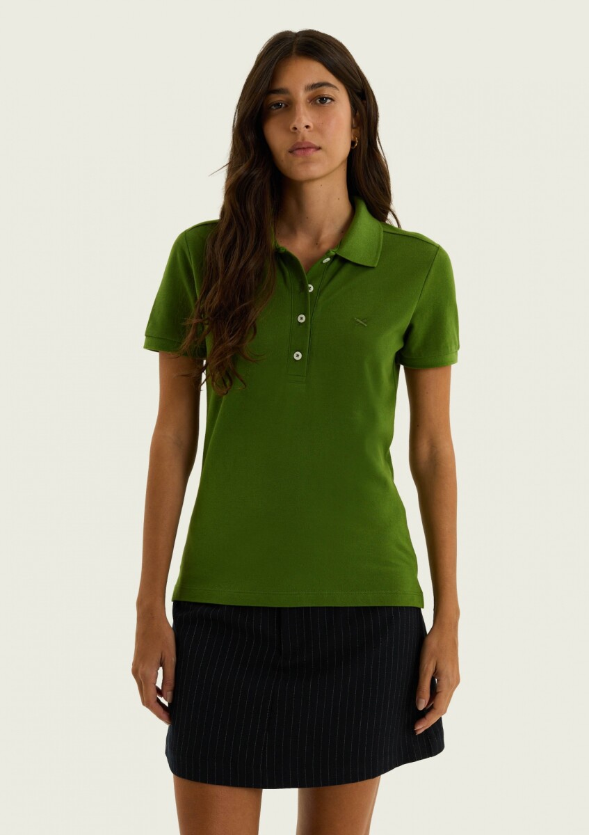 POLO BORDADO EN PUNTO PIQUÉ - VERDE 