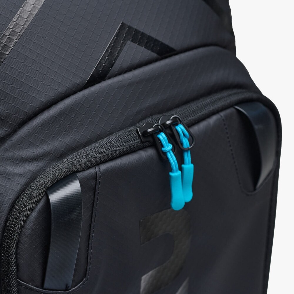 Commute Backpack Black/aloha