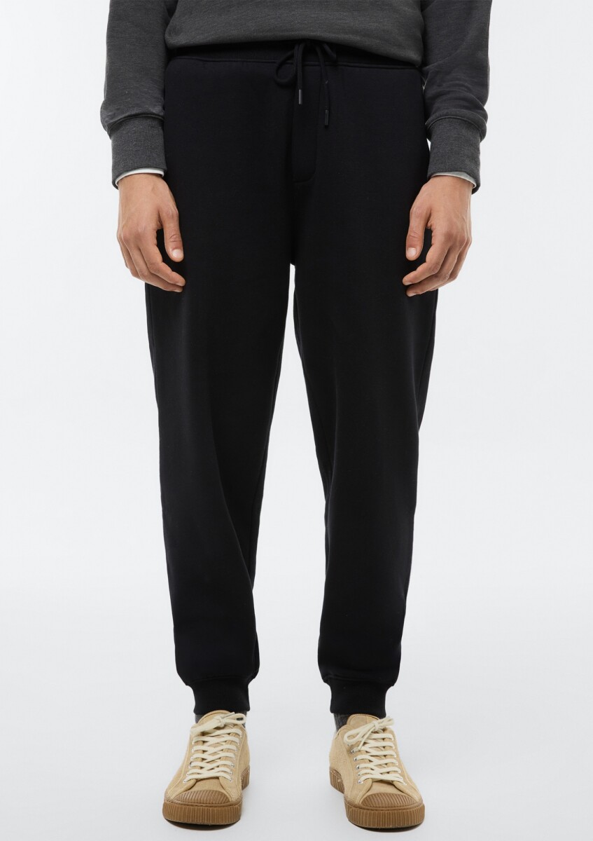 PANTALÓN DEPORTIVO BABUCHA - NEGRO 