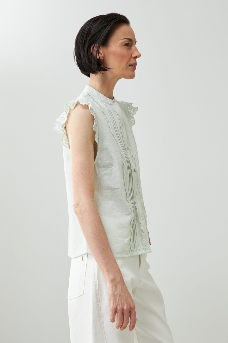 Camisa romántica sin mangas verde agua