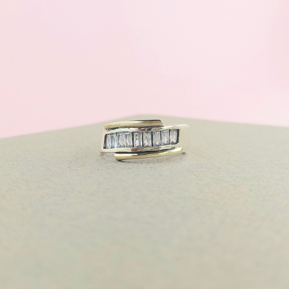 Anillo de plata 925 y double en oro 18 ktes. con circonias, SHANTOU. 