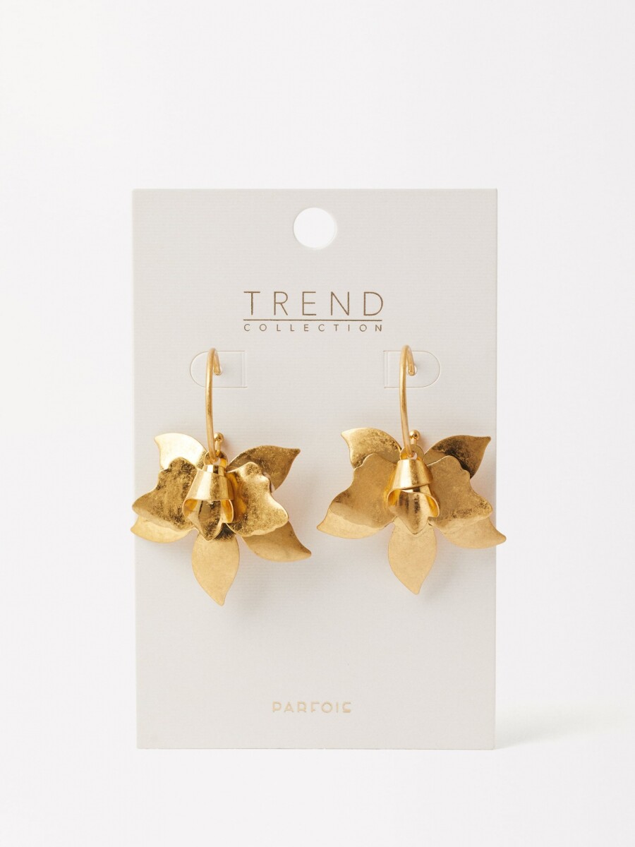 Aros Abiertos Con Maxi Flor dorado