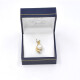Dije en oro 18k con brillante y perla Dije en oro 18k con brillante y perla