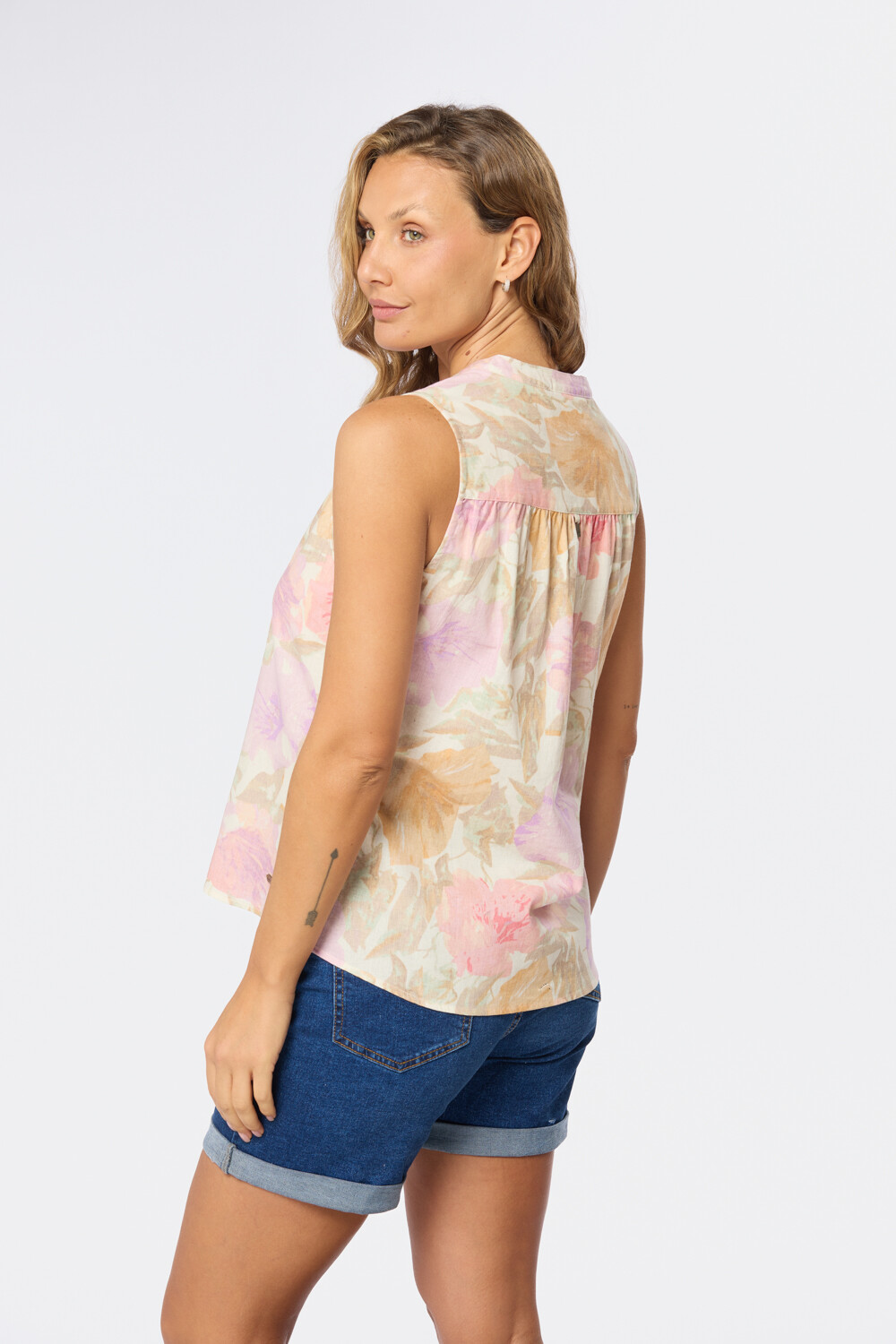 MUSCULOSA DE LINO ESTAMPADA Rosa