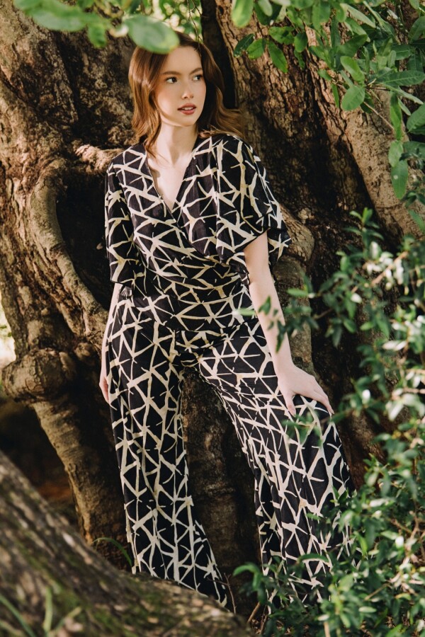 Mono Largo. Mono Largo.