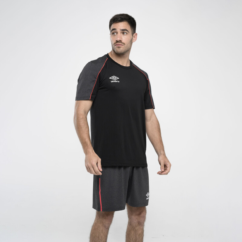 Remera Flag Umbro Hombre 2m4