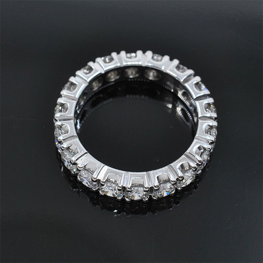 Anillo Sin Fin En Oro 18K Blanco Y Brillantes Anillo Sin Fin En Oro 18K Blanco Y Brillantes
