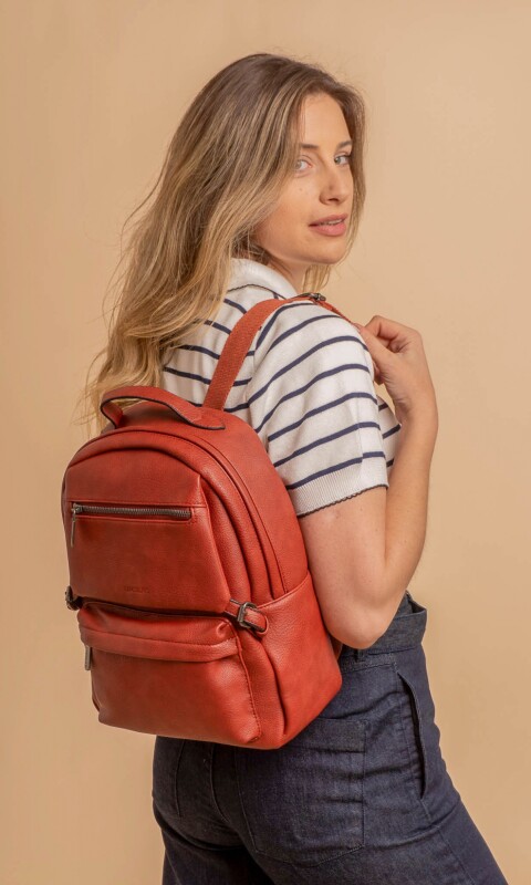 MOCHILA GERANIO BORDEAUX MERLOT