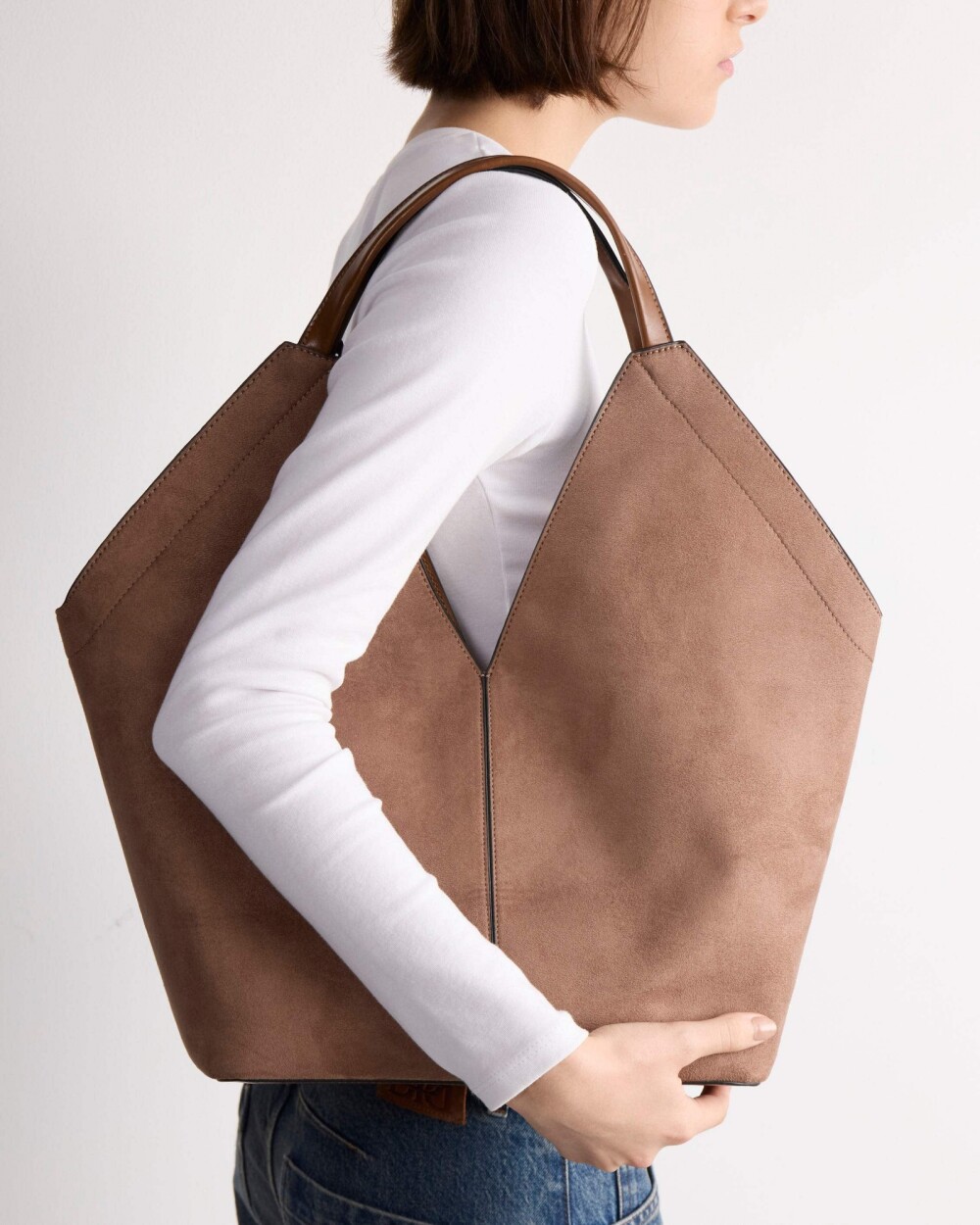 Bolso Josephine en efecto gamuza Taupe