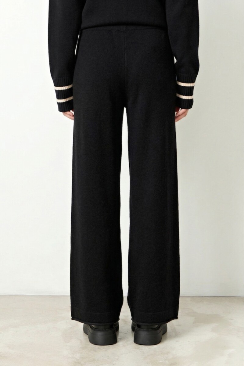 Pantalón rib negro