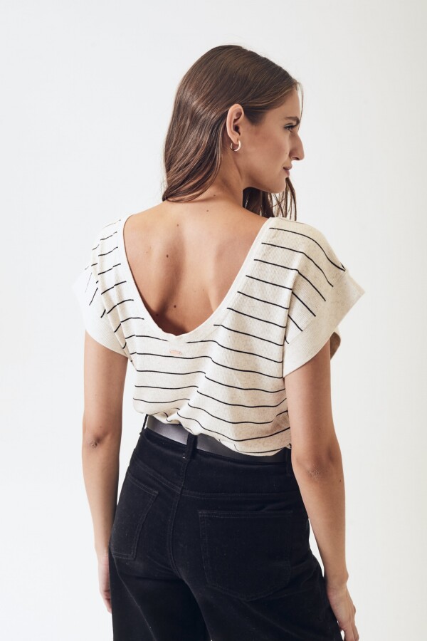 Remera Negro
