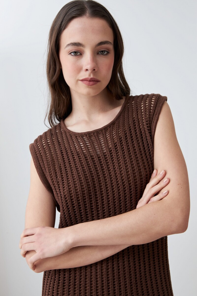 Vestido calado con flecos chocolate
