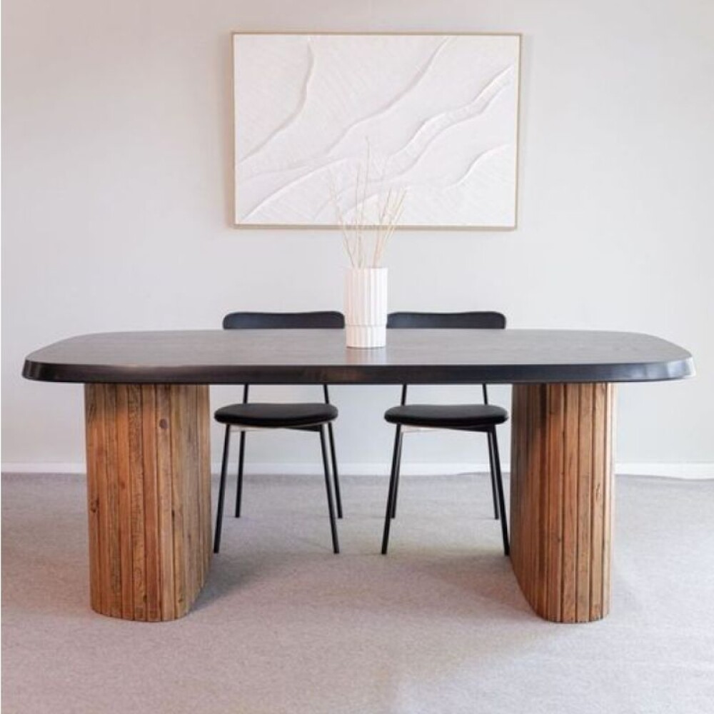 Mesa de Comedor Oslo / Madera Reciclada Mesa de Comedor Oslo / Madera Reciclada