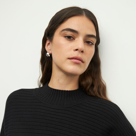 POLERA DOMINIC Negro