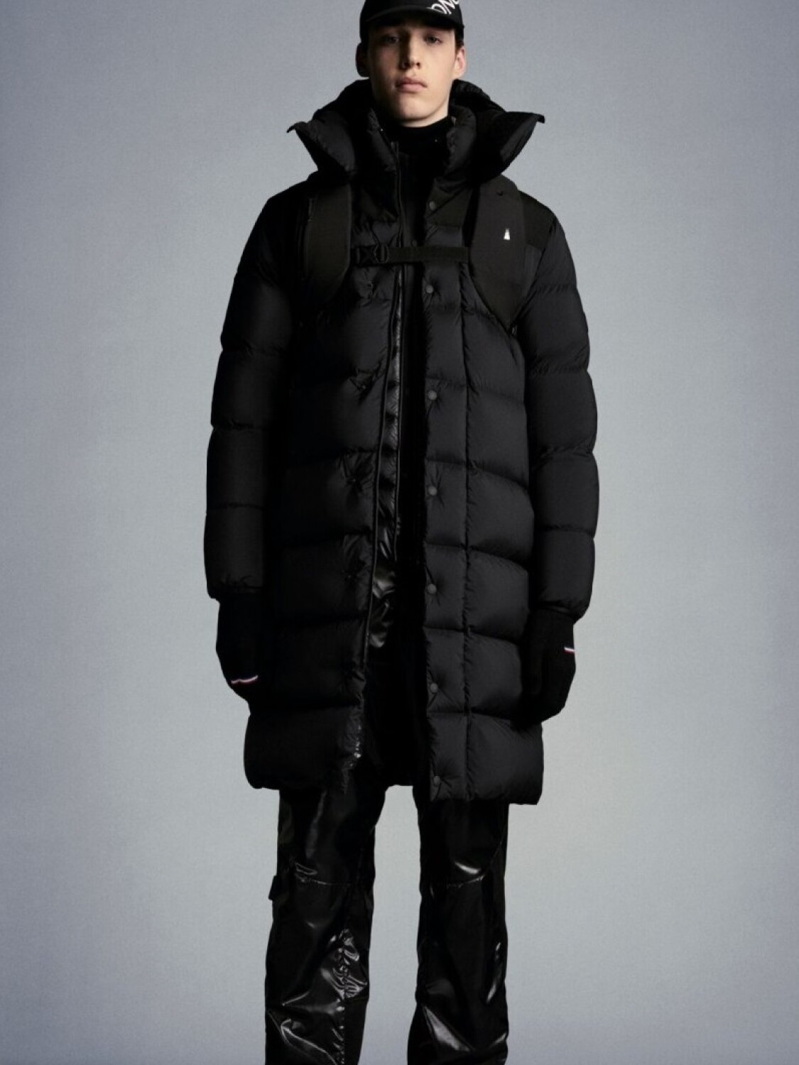 Moncler -Campera estilo parka impermeable con capucha desmontable rellena de plumas, Hanss Negro