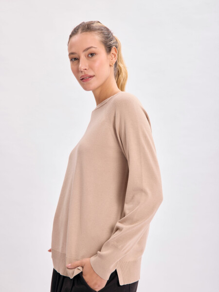 Buzo básico cuello redondo Beige