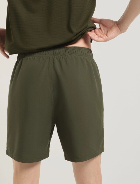 BERMUDA CON BOLSILLO VERDE