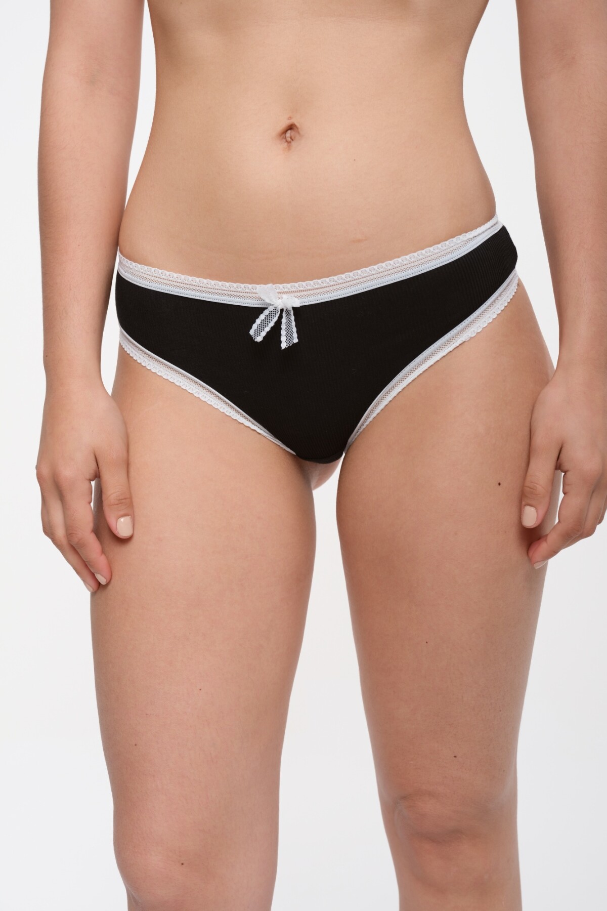 Colaless Chelsea Negro