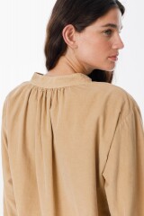 Camisa Poly Camel