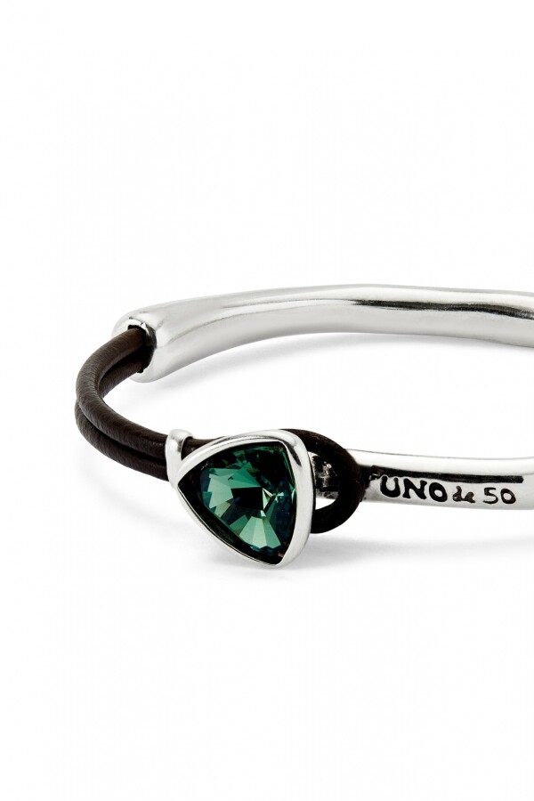 PULSERA FINA CON ALEACIÓN DE METALES BAÑADA EN PLATA DE LEY CON CUERO Y CRISTAL FACETADO VERDE Pulsera