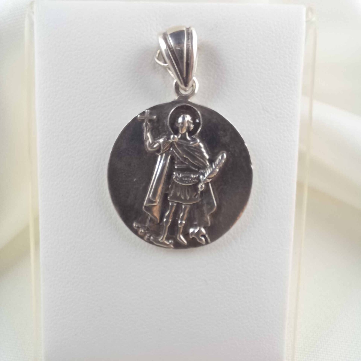 Medalla religiosa de plata 925, imagen de San Expedito. 25 MM 