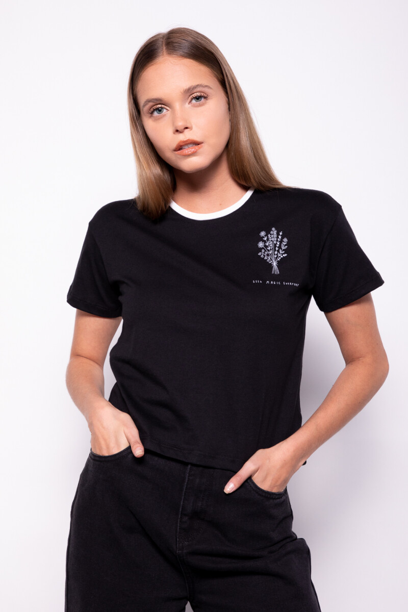 REMERA MARUTA Negro