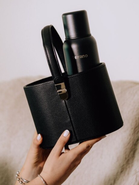Termo Premium Slim 750ML. Negro