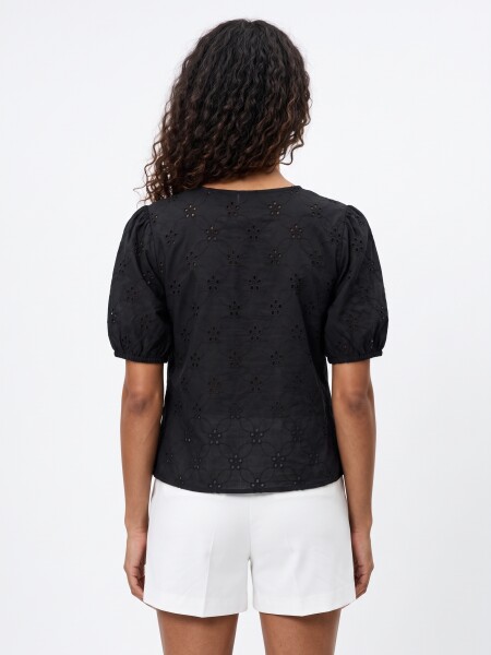 BLUSA ULIVION NEGRO.