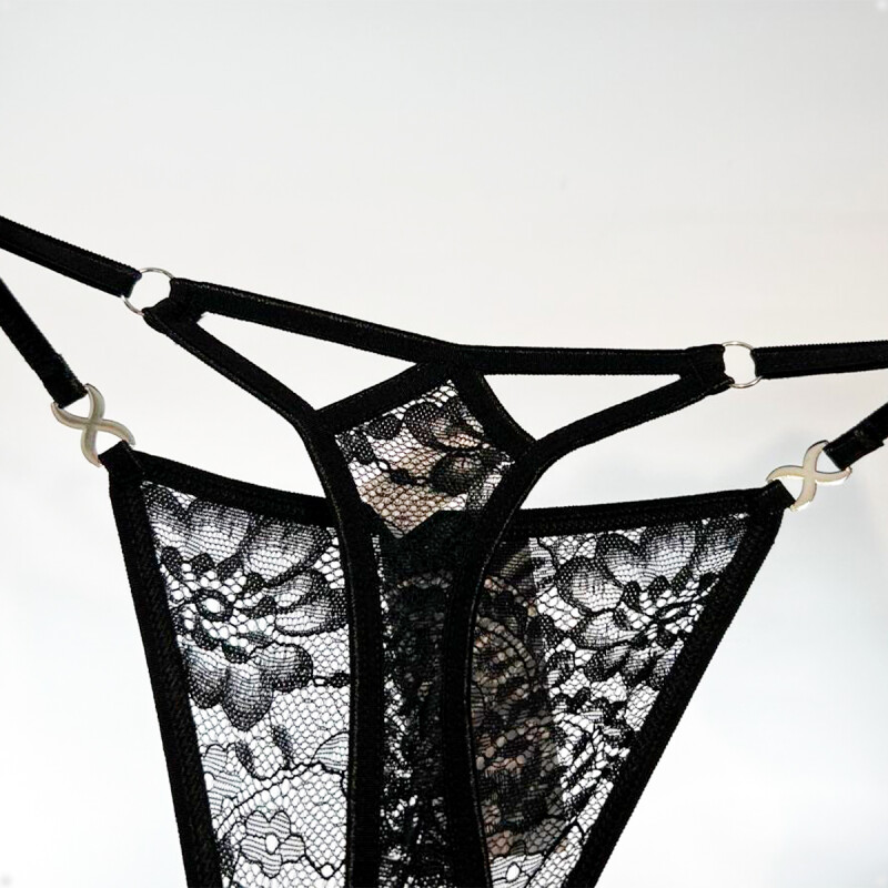Tanga Colaless Ajustable De Encaje Negro