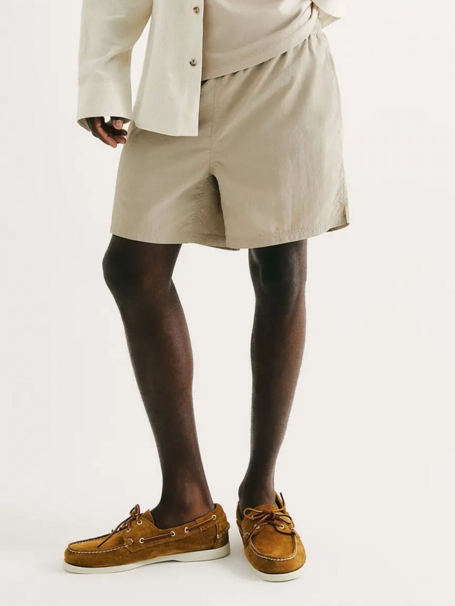 SHORT DE BAÑO CON TEXTURA - BEIGE 