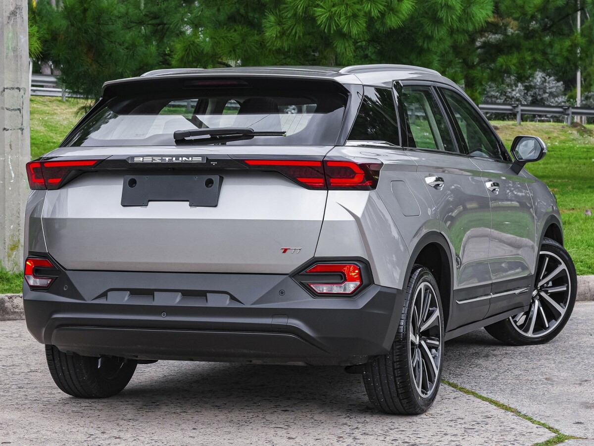 Bestune T77 Luxury 1.5 2026 0KM | Permuta / Financia Bestune T77 Luxury 1.5 2026 0KM | Permuta / Financia