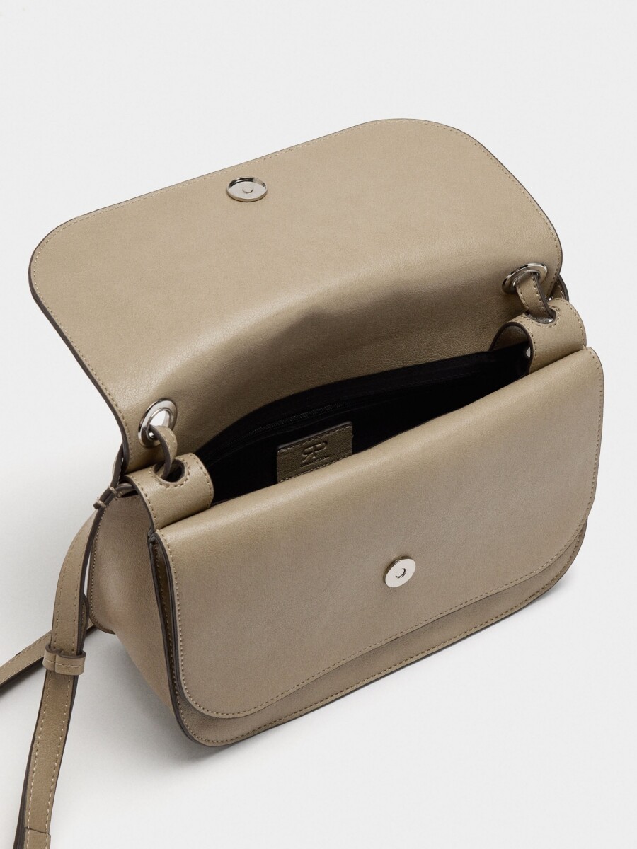 Bolso Bandolera Con Solapa Doble taupe