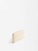 Cartera Con Textura beige