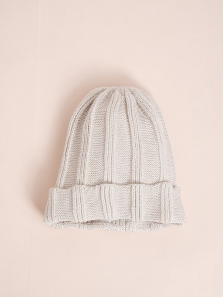 Gorro liso Beige