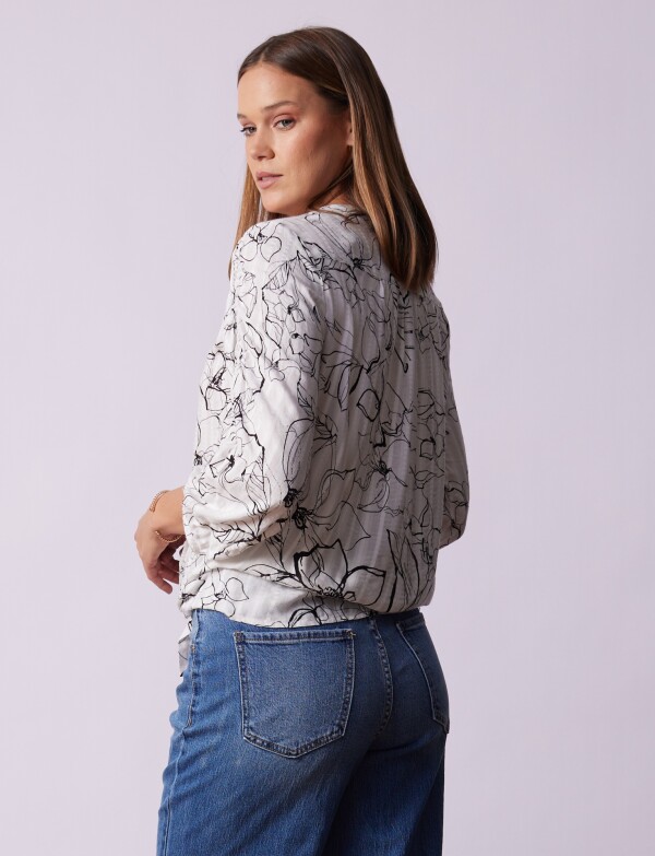 Blusa Botones BLANCO/NEGRO
