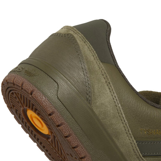 Championes Adidas Tyshawn Ii - Verde Championes Adidas Tyshawn Ii - Verde