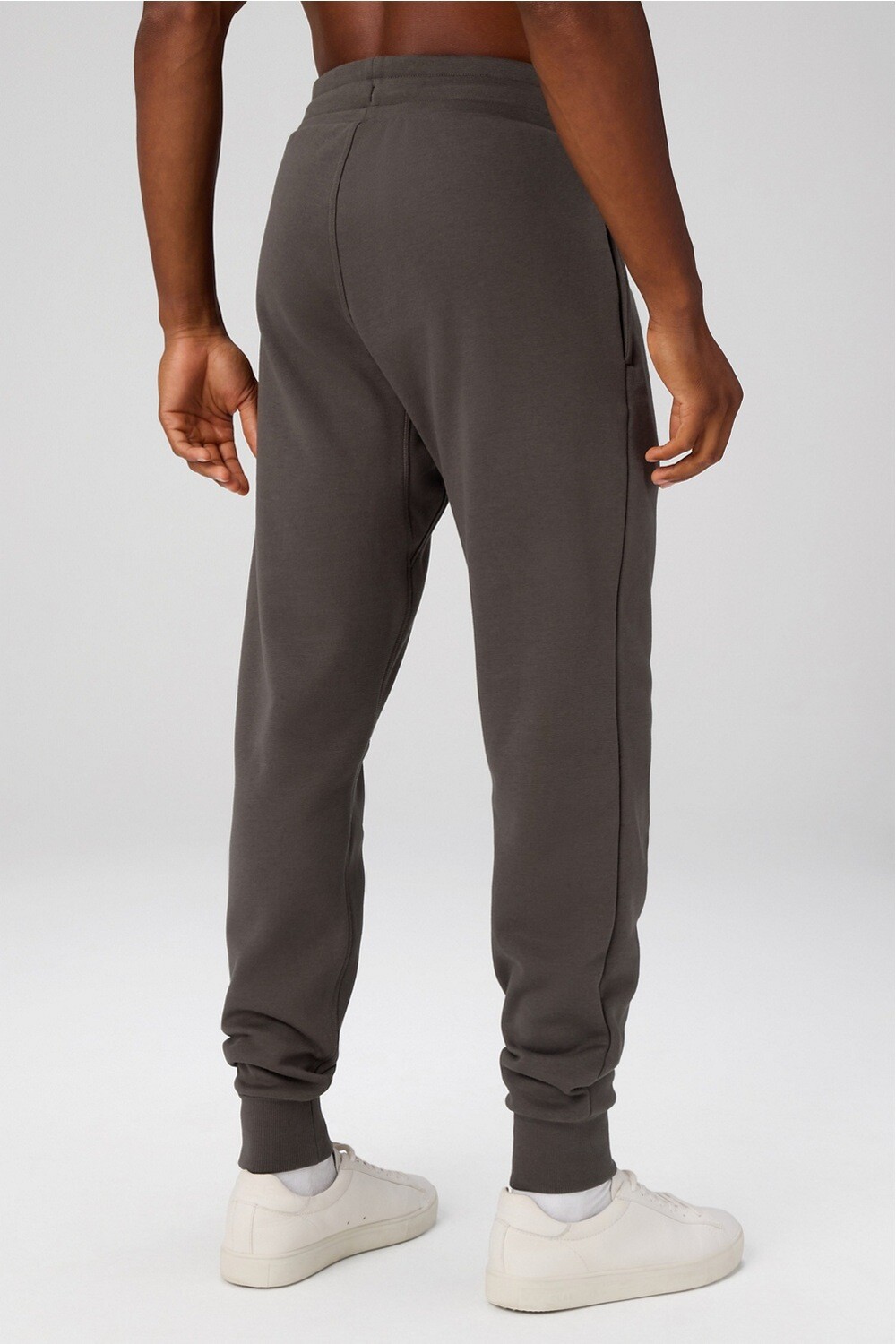 Pantalón The Go-To Jogger Hombre Taupe Slate