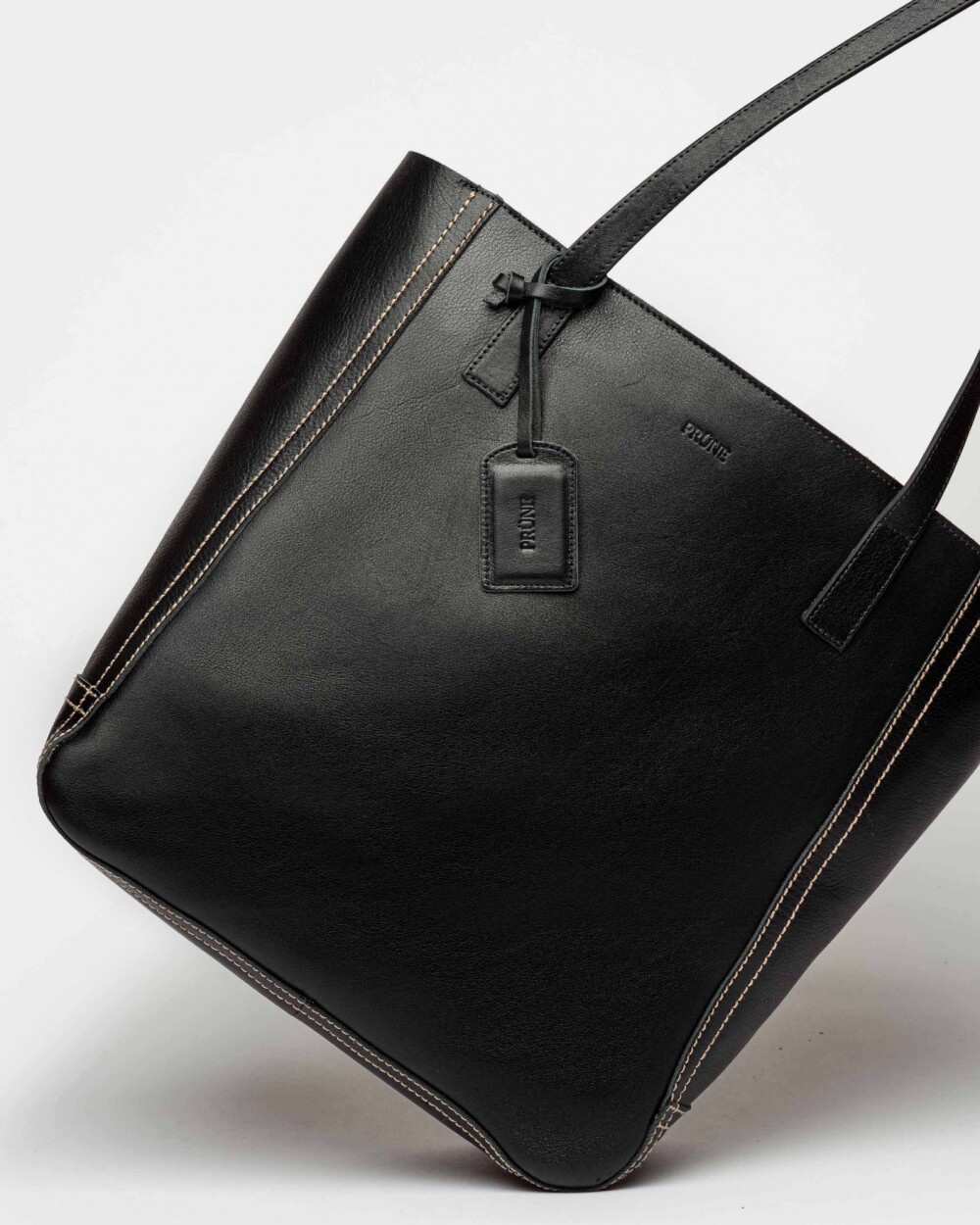 Shopper Vera en cuero vegetal liso Negro